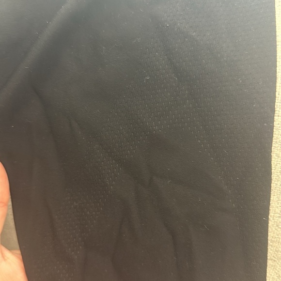 Lululemon tight - Picture 4 of 7